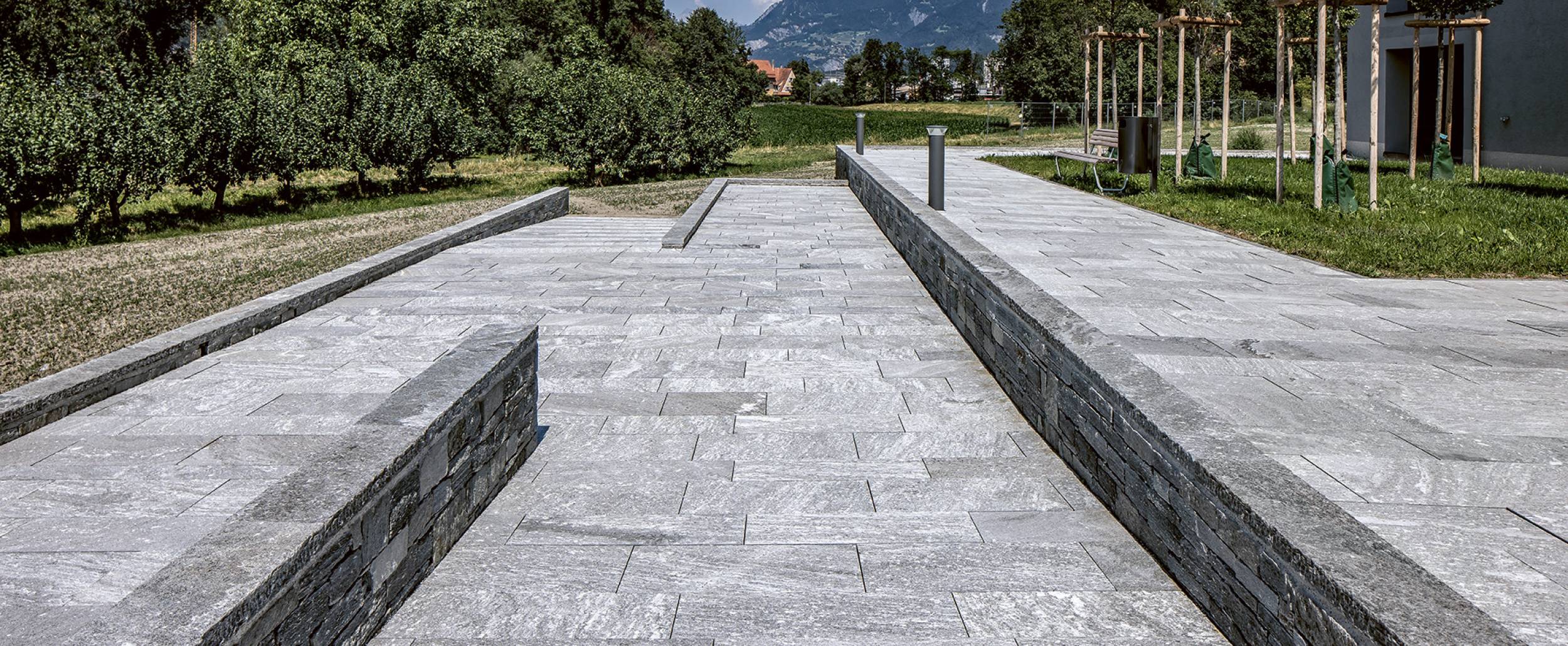 GRUNDLEGEND FÜR DIE ARCHITEKTUR.